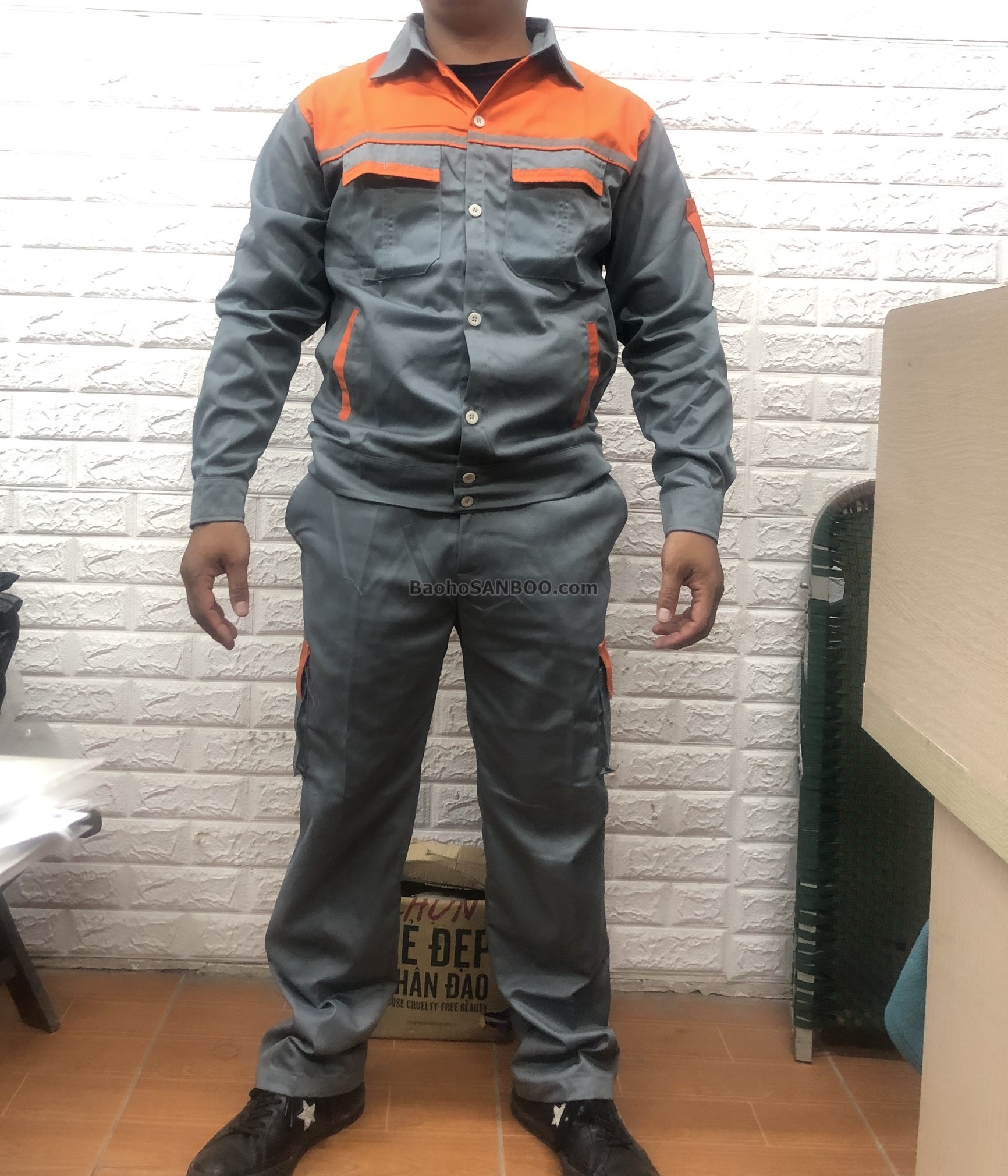 Quan Ao Bao Ho Tui Hop Sb316