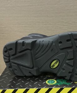 Giày bảo hộ lao động