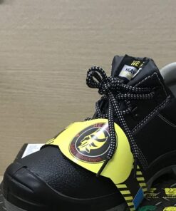 Giày bảo hộ lao động có cần thiết không? Những điều bạn cần biết