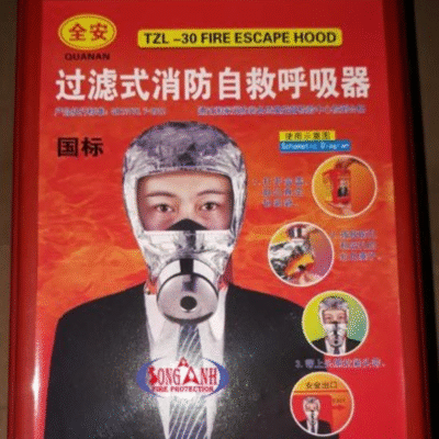 Cách đeo mặt nạ phòng độc đúng cách để bảo vệ hệ hô hấp trong đám cháy