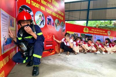 kỹ năng thoát hiểm khi có cháy
