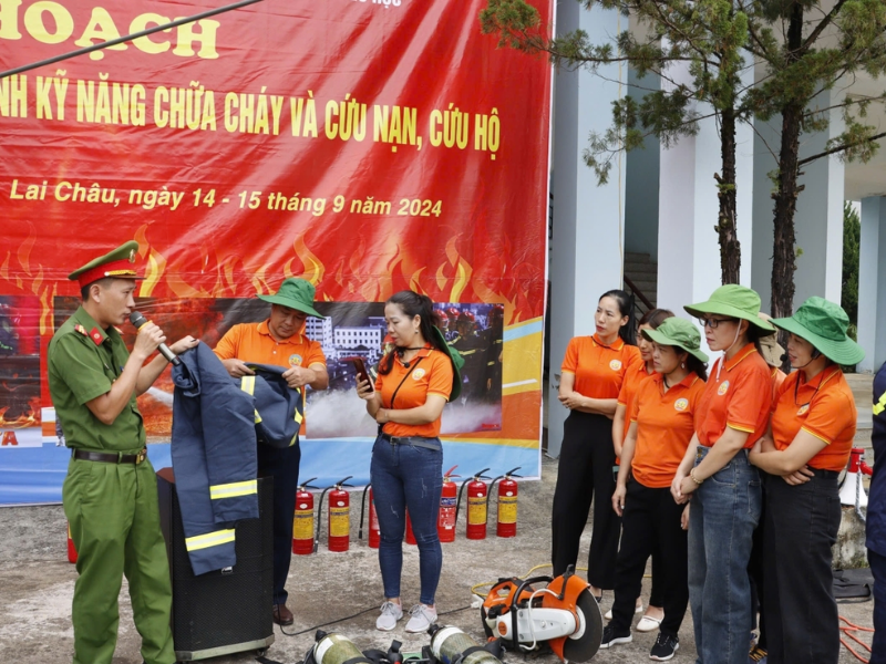 Quản lý nhà nước và cộng đồng tìm hiểu về an toàn cháy nổ